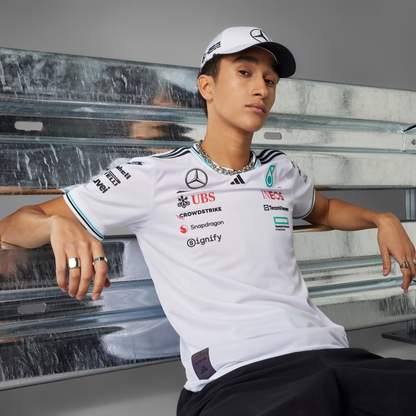 AMG Petronas Tee Shirt Team 2025 - Blanc