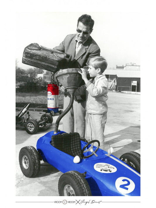 Vroom Vroom Wallpaper PERE et FILS - Pau Motors Shop